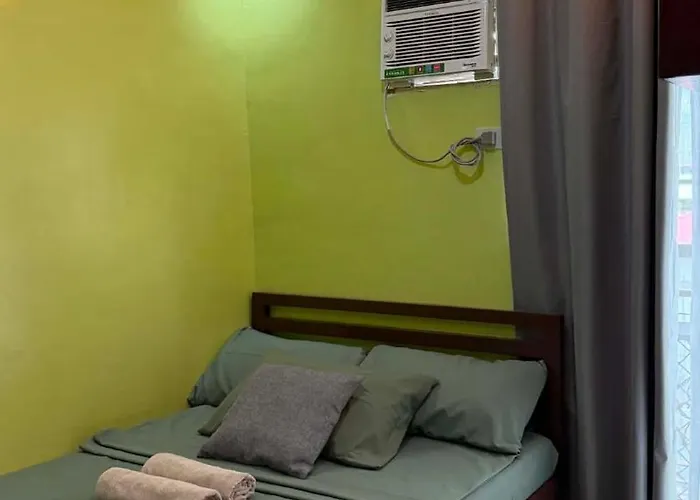 Apartamento Renz's Metro Hideout