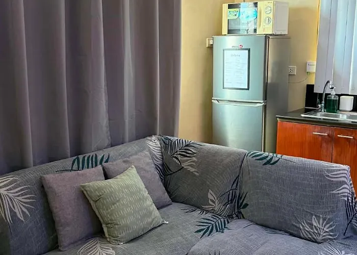 Apartamento Renz's Metro Hideout