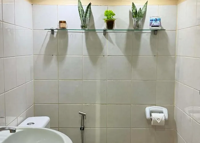 Apartamento Renz's Metro Hideout